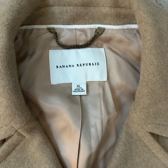 Banana Republic Camel Wool Blend Peacoat Jacket - Picture 4 of 9